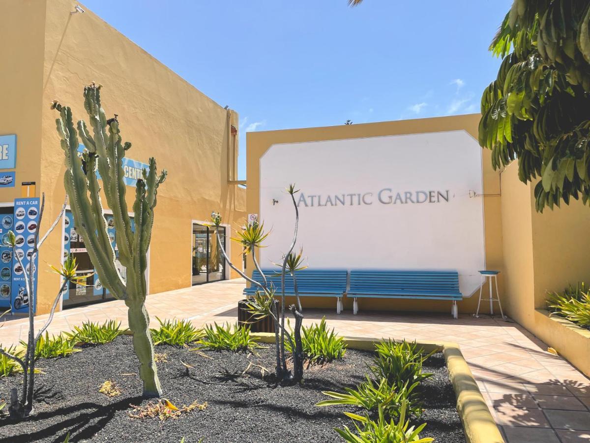 Seaside Apartment Corralejo : A Cozy Holiday Home In A Peaceful Well Located Green Complex エクステリア 写真